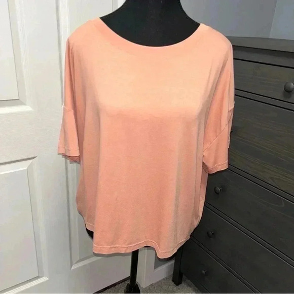 FWD  Tee - Picture 1 of 6